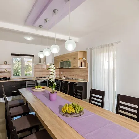 Roza Casa vacanze Sveti Lovreč Pazenatički